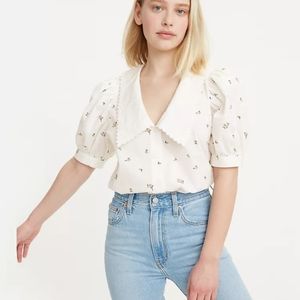 Levis Women's Royce Puffy Short Sleeve Peter Pan Collared Floral Button Up Shirt